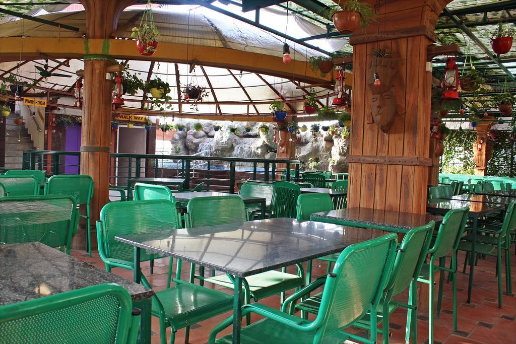 Parklane Hotel Mysore Εξωτερικό φωτογραφία