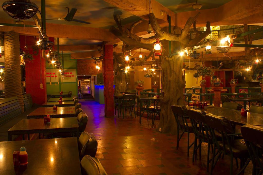 Parklane Hotel Mysore Εξωτερικό φωτογραφία
