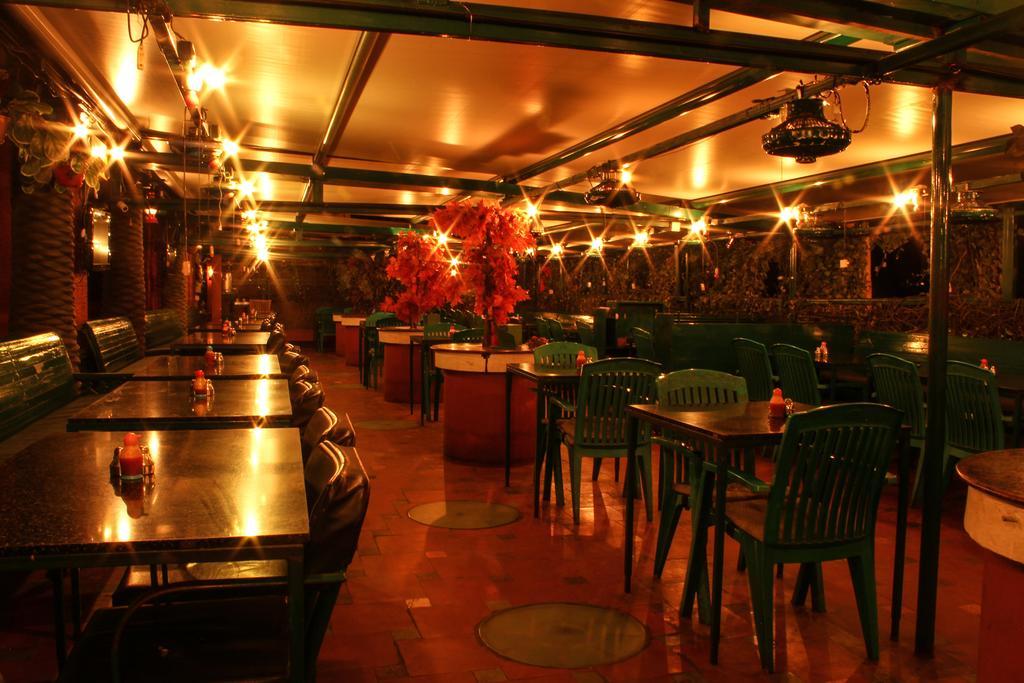 Parklane Hotel Mysore Εξωτερικό φωτογραφία