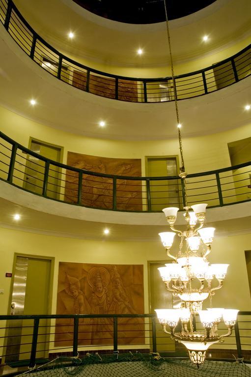 Parklane Hotel Mysore Εξωτερικό φωτογραφία