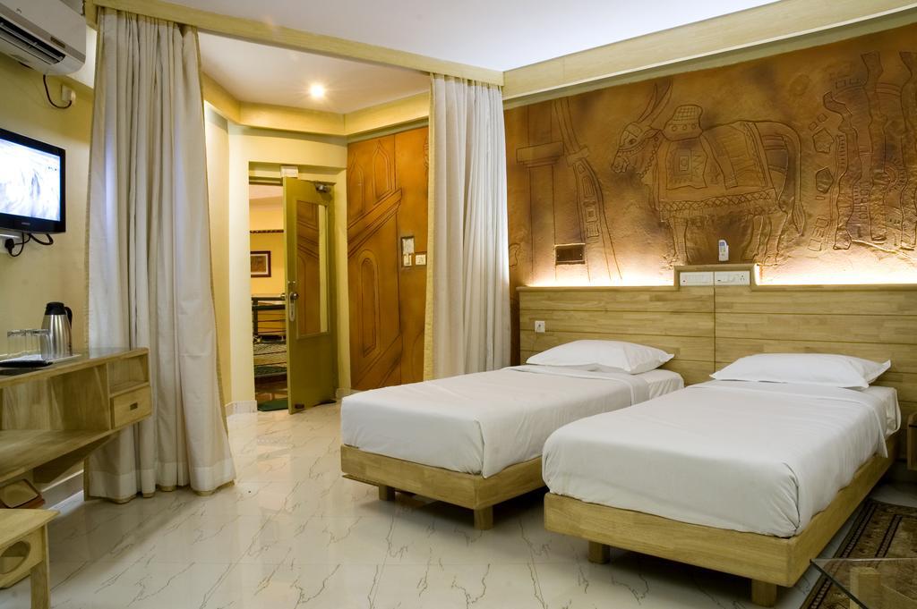 Parklane Hotel Mysore Εξωτερικό φωτογραφία