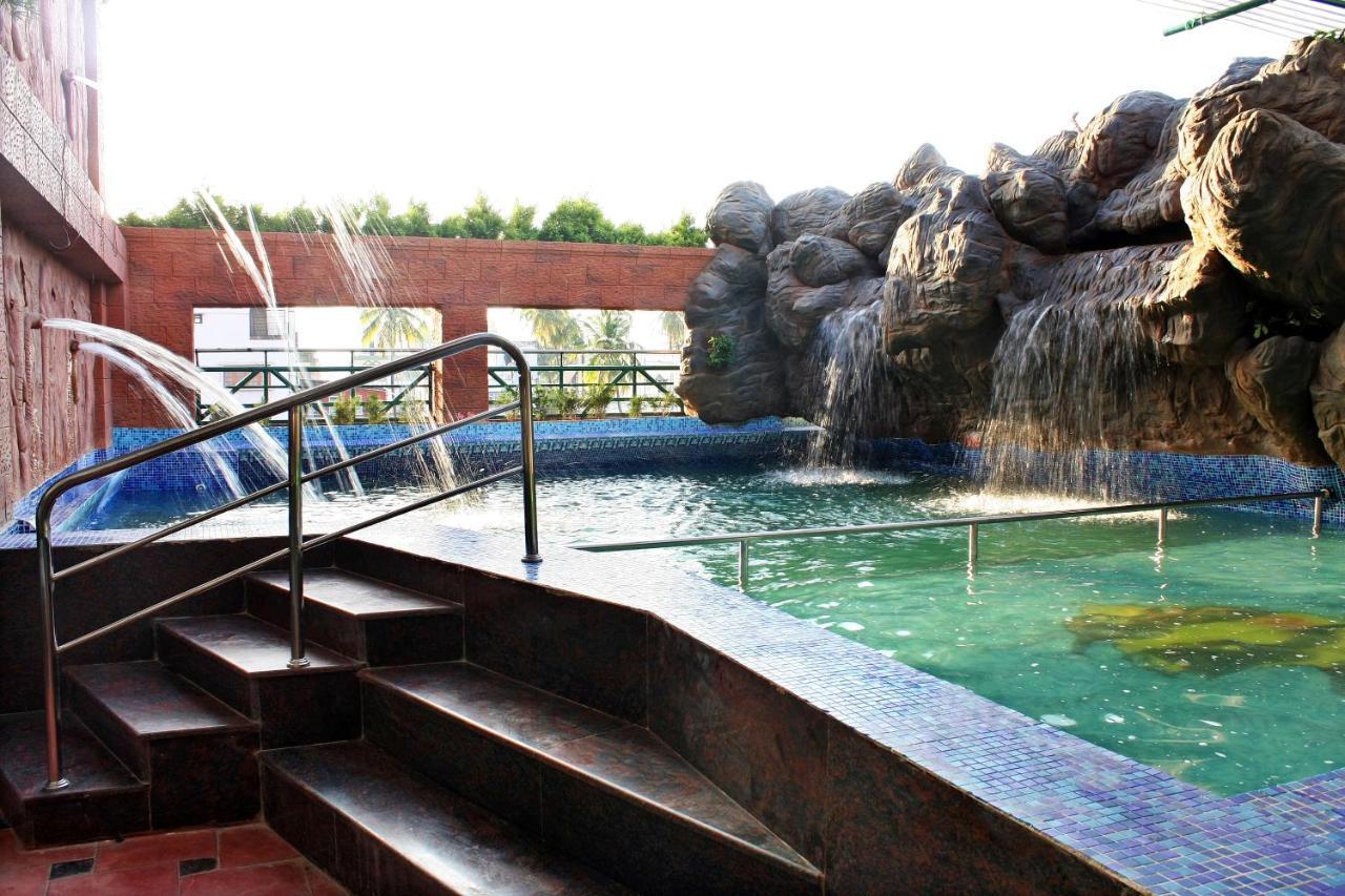 Parklane Hotel Mysore Εξωτερικό φωτογραφία