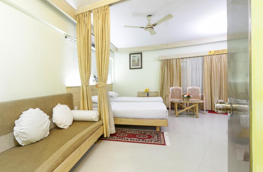 Parklane Hotel Mysore Εξωτερικό φωτογραφία