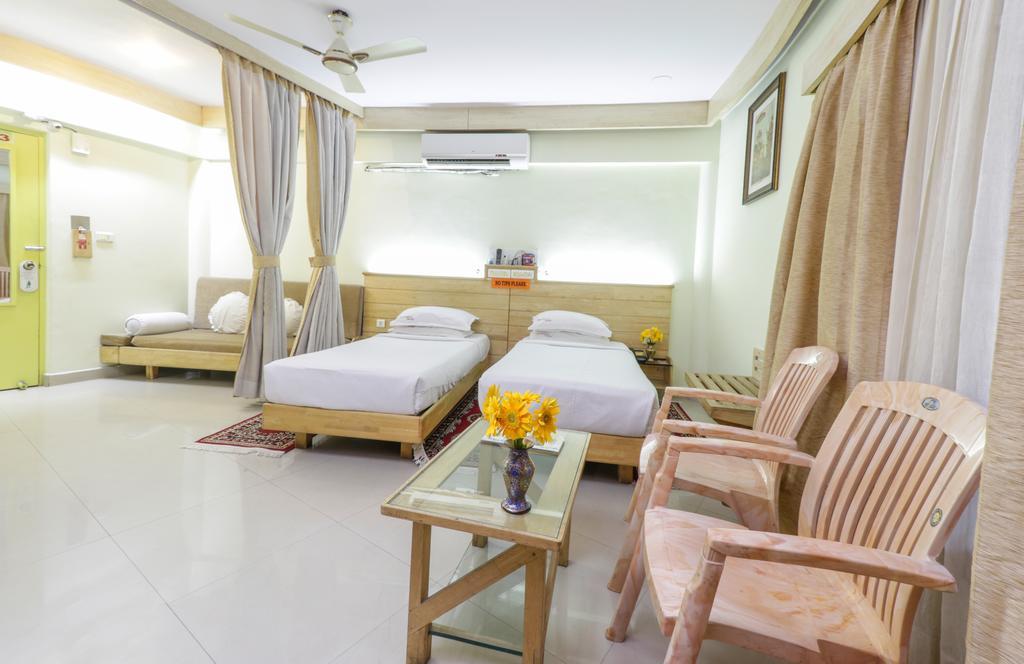 Parklane Hotel Mysore Εξωτερικό φωτογραφία